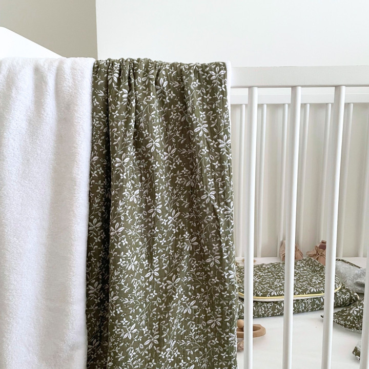 Couverture gaze coton vert brindilles-P'tit Coeur