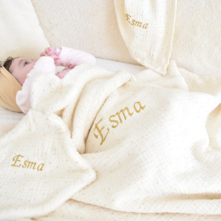 Box cadeau naissance Premiers Moments, 3 articles brodés | P'tit Cœur