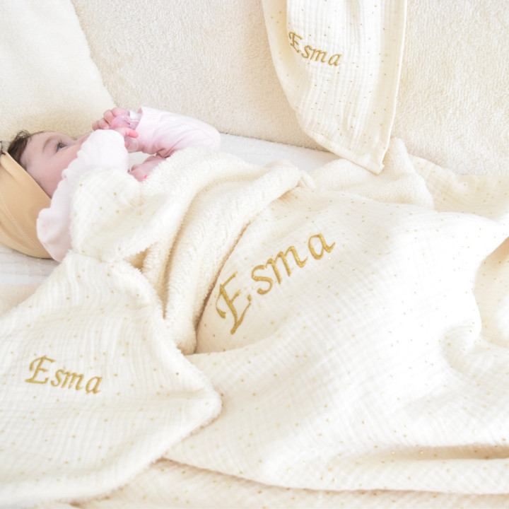 Box cadeau naissance Premiers Moments, 3 articles brodés | P'tit Cœur